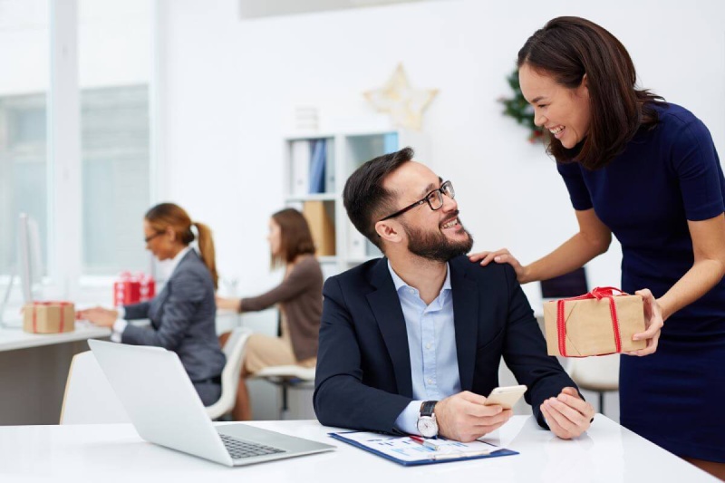 Employee Gifts: Some Ideas for Connecticut Business Owners